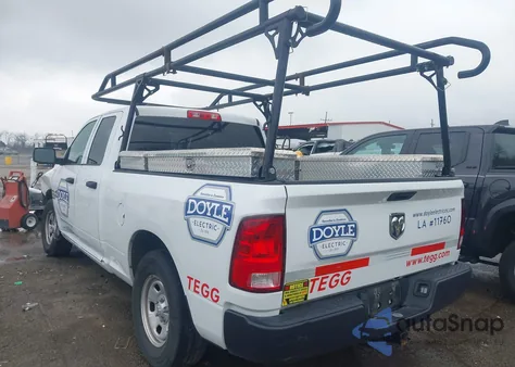 2023 Ram 1500 Classic Tradesman 4X2 6'4 Box z USA, uszkodzony, nr VIN 1C6RR6FG8PS564988